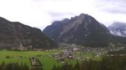 Archiviertes Webcam Bild: Blick vom Muehlberg auf Scharnitz am 10.10.2026 um 18:56 Uhr