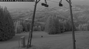 Archiviertes Webcam Bild: Mönichwald Hochwechsellifte - Bergstation am 28.05.2026 um 04:40 Uhr