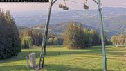 Archiviertes Webcam Bild: Mönichwald Hochwechsellifte - Bergstation am 28.05.2026 um 07:40 Uhr