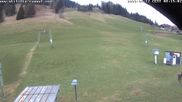 Archiviertes Webcam Bild: Skilifte Raggal Blick auf die Piste am 12.04.2026 um 08:50 Uhr