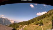 Archiviertes Webcam Bild: Restaurant Trächuhittu, Jeizine am 28.05.2026 um 10:56 Uhr