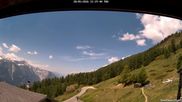Archiviertes Webcam Bild: Restaurant Trächuhittu, Jeizine am 28.05.2026 um 12:56 Uhr