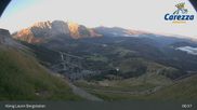 Archiviertes Webcam Bild: Carezza: Kölner Hütte und Bergstation König Laurin am 26.08.2026 um 07:34 Uhr