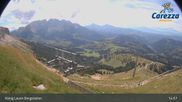 Archiviertes Webcam Bild: Carezza: Kölner Hütte und Bergstation König Laurin am 26.08.2026 um 15:34 Uhr