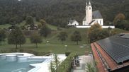 Archived webcam image showing Kreuth - Church St. Leonhard on 2 Oct 2026 at 14:04
