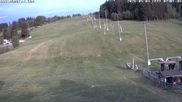 Archived webcam image showing ski resort Grün-Maibrunn on 4 May 2026 at 07:21