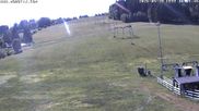 Archived webcam image showing ski resort Grün-Maibrunn on 28 May 2026 at 16:07