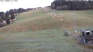 Archived webcam image showing ski resort Grün-Maibrunn on 19 Sep 2026 at 07:41