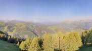 Archived webcam image showing Notre Dame de Bellecombe - Top station chairlift Ban Rouge on 17 Jun 2026 at 08:40