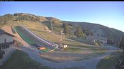 Archiviertes Webcam Bild: Skilift in Chabanon am 27.07.2026 um 20:34 Uhr