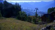 Archiviertes Webcam Bild: Bergstation des Sessellifts Chabrières am 12.07.2026 um 08:51 Uhr
