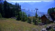 Archiviertes Webcam Bild: Bergstation des Sessellifts Chabrières am 12.07.2026 um 10:51 Uhr