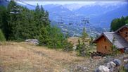 Archiviertes Webcam Bild: Bergstation des Sessellifts Chabrières am 26.08.2026 um 16:06 Uhr