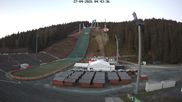 Archiviertes Webcam Bild: Klingenthal: Skisprunganlage Vogtland Arena am 27.04.2026 um 06:08 Uhr