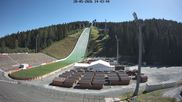 Archiviertes Webcam Bild: Klingenthal: Skisprunganlage Vogtland Arena am 28.05.2026 um 16:24 Uhr