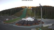 Archiviertes Webcam Bild: Klingenthal: Skisprunganlage Vogtland Arena am 29.05.2026 um 06:17 Uhr