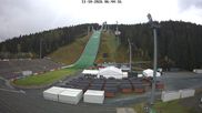 Archiviertes Webcam Bild: Klingenthal: Skisprunganlage Vogtland Arena am 11.10.2026 um 08:20 Uhr