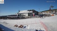 Archiviertes Webcam Bild: Ylläs: Gondelstation am Taiga Restaurant am 12.04.2026 um 08:56 Uhr