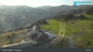 Archiviertes Webcam Bild: Grandvalira: Soldeu - Blick vom Espiolets am 31.07.2026 um 08:04 Uhr