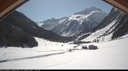 Archiviertes Webcam Bild: Krimmler Tauernhaus - Webcam Süd am 04.03.2026 um 12:47 Uhr