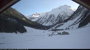 Archiviertes Webcam Bild: Krimmler Tauernhaus - Webcam Süd am 04.03.2026 um 16:39 Uhr
