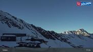 Archived webcam image showing Seekogel in Sölden on 26 Feb 2026 at 05:06