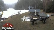 Archiviertes Webcam Bild: Bergstation des Skigebiets Erlbach-Kegelberg am 26 Feb 2026 um 12:13 Uhr