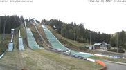 Archiviertes Webcam Bild: Adler-Schanzenzentrum in Hinterzarten am 26.08.2026 um 12:57 Uhr