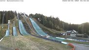Archiviertes Webcam Bild: Adler-Schanzenzentrum in Hinterzarten am 26.08.2026 um 20:13 Uhr