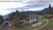 Archiviertes Webcam Bild: Reit im Winkl - Webcam Hindenburghütte am 26.08.2026 um 12:07 Uhr