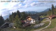 Archived webcam image showing Reit im Winkl - View Hindenburghütte on 4 Oct 2026 at 16:28