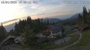 Archived webcam image showing Reit im Winkl - View Hindenburghütte on 4 Oct 2026 at 18:28