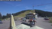 Archiviertes Webcam Bild: Seibelseckle: Rasthütte und Blick auf die Piste am 12.07.2026 um 16:02 Uhr