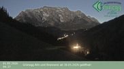 Archived webcam image showing Grünegg Alm in Dienten on 1 May 2026 at 04:44