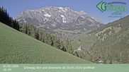 Archived webcam image showing Grünegg Alm in Dienten on 1 May 2026 at 16:44