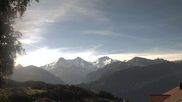 Archiviertes Webcam Bild: Beatenberg - Blick auf Jungfrau-Gruppe am 14.06.2026 um 08:39 Uhr