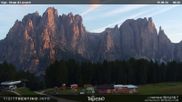 Archiviertes Webcam Bild: Vigo di Fassa - Campo Scuola am 19.08.2026 um 07:53 Uhr