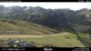 Archived webcam image showing Valley Fassa - Buffaure - red piste "Valvacin B" on 4 Jun 2026 at 08:13