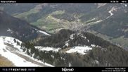 Archiviertes Webcam Bild: Fassatal - Bergstation Kabinenbahn Buffaure am 15.04.2026 um 10:19 Uhr