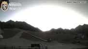Archiviertes Webcam Bild: Brusson - Blick auf die Piste am 17.10.2026 um 08:06 Uhr