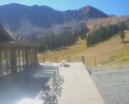 Arapahoe Basin: Black Mountain Lodge