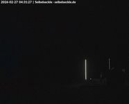 Seibelseckle: Rasthütte und Blick auf die Piste