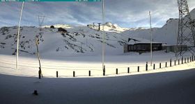 Webcam zeigt die aktuelle Schneelage in Stilfser Joch