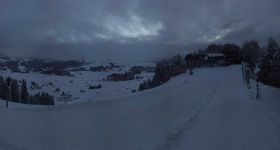 View over Alpe di Siusi - Mezdi mountain station
