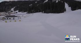 Village Day Lodge - Sun Peaks