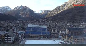 Bormio: Webcam Dorf mit Zielstadion Stelvio Piste