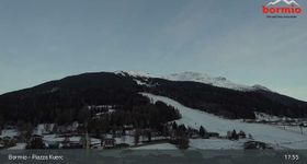 Bormio: Altstadt Piazza Kuerc