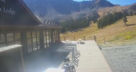 Arapahoe Basin: Black Mountain Lodge