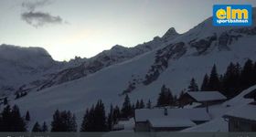 Elm: Munggä Hüttä