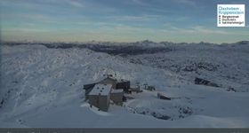 Webcam zeigt die aktuelle Schneelage in Dachstein Krippenstein